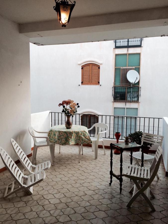 Emily Home Giardini Naxos Exterior photo